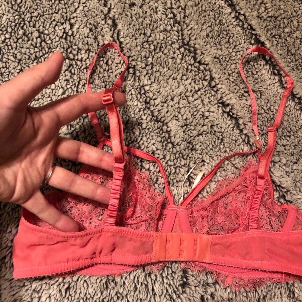 Bra - Picture 4 of 5